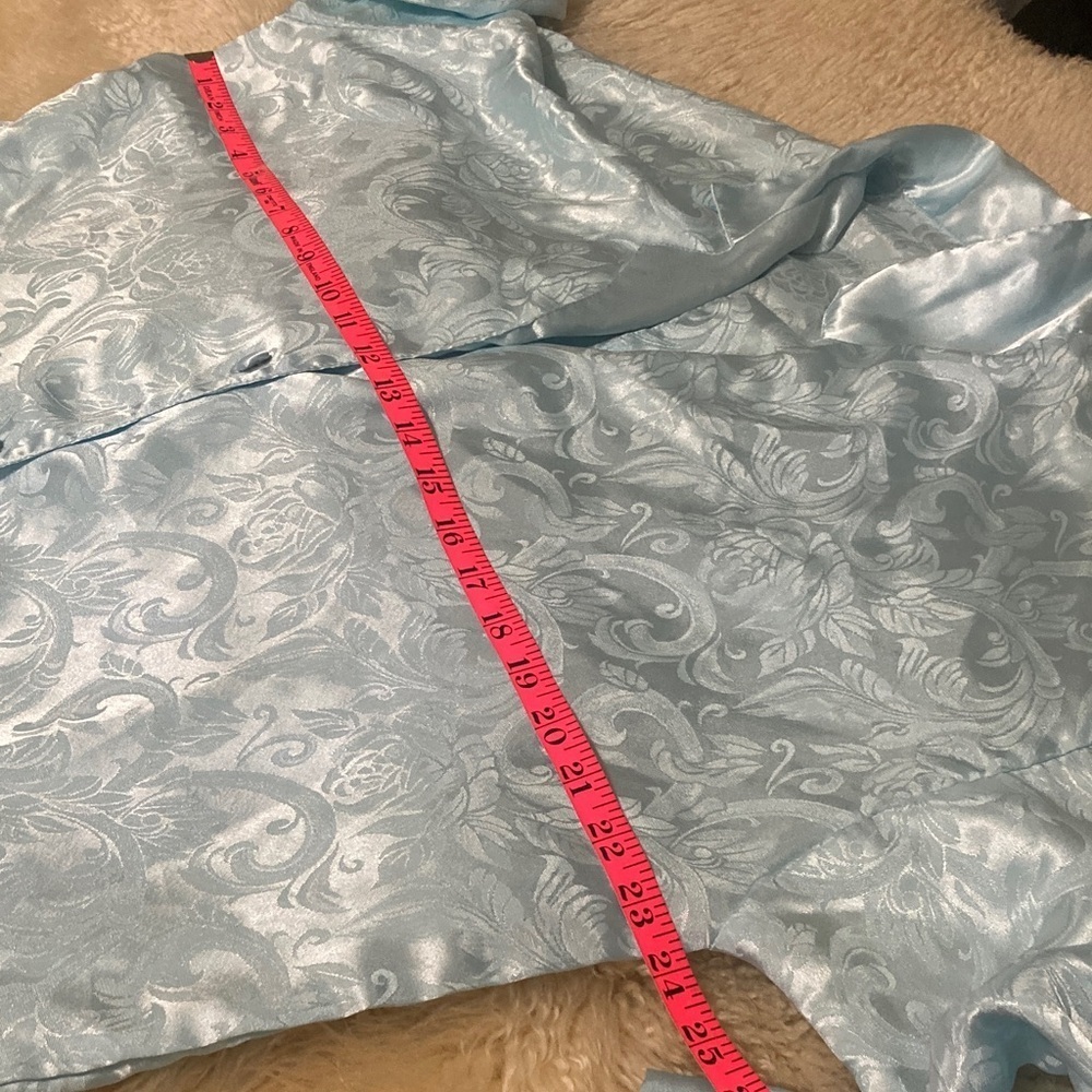 Elegant Light Blue Patterned Women's Robe - Picture 8 of 8